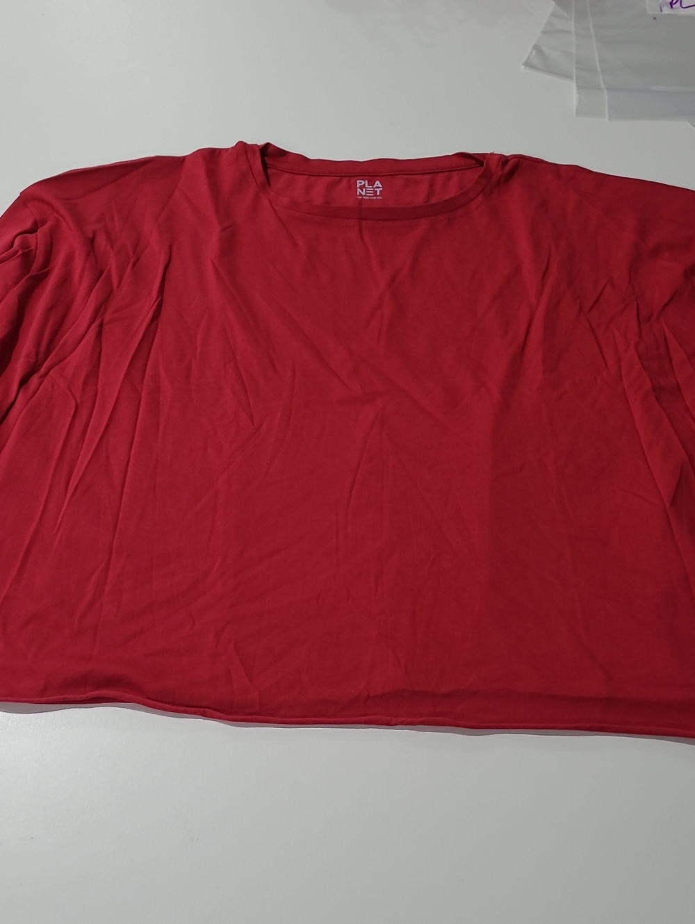 Planet Red Short-Sleeve Crewneck Tee